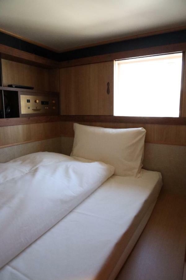 Cabin Inn Kyoto Sanjo Kawaramachi Eksteriør billede